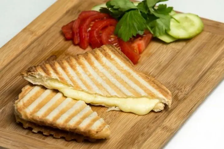 Kaşarlı Tost